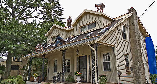 Best Commercial Roofing Services  in De Kal, TX